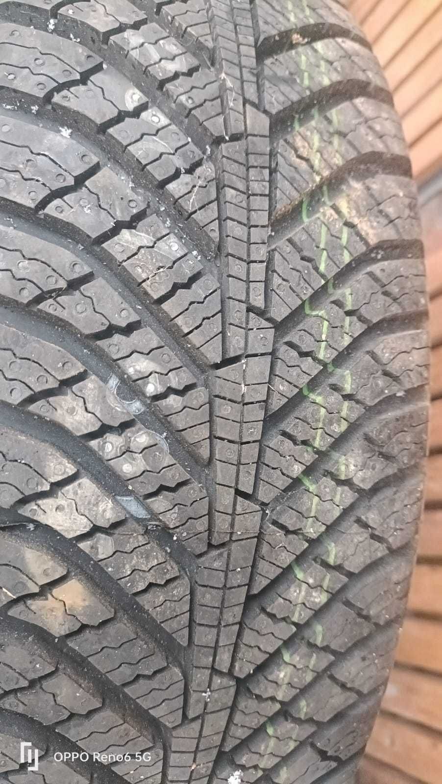 Roată rezervă nouă 175/65/R14 marca KUMHO- iarnă