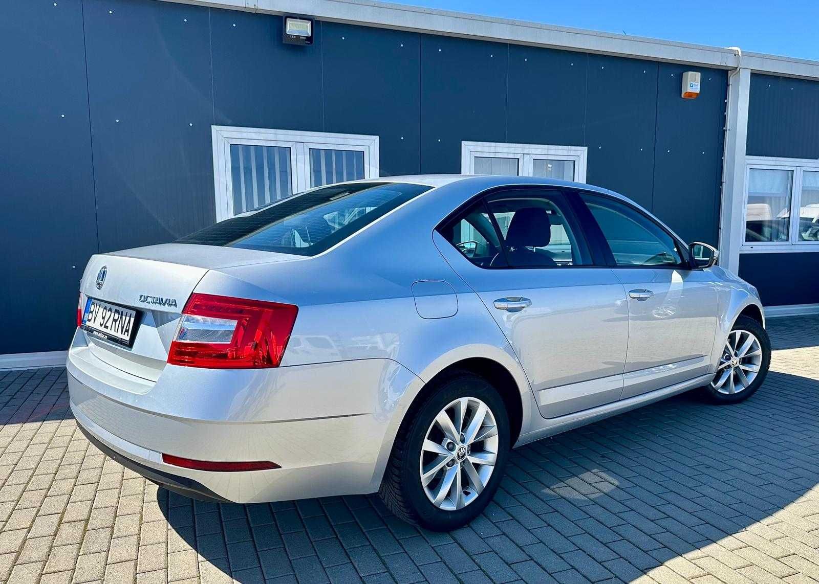 Skoda Octavia 1.0 TSI SMART