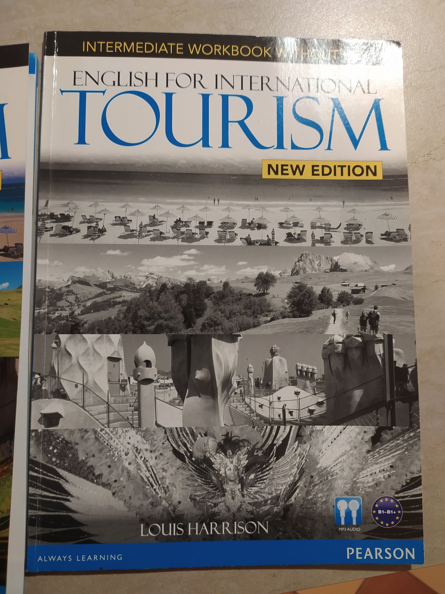 English for international tourisme, учебник , учебна тетрадка и 2 диск
