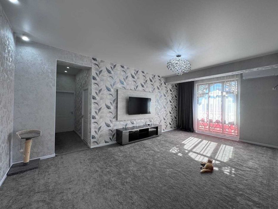 3 хоналик квартира 7 этаж, крытый савдо мажмуаси