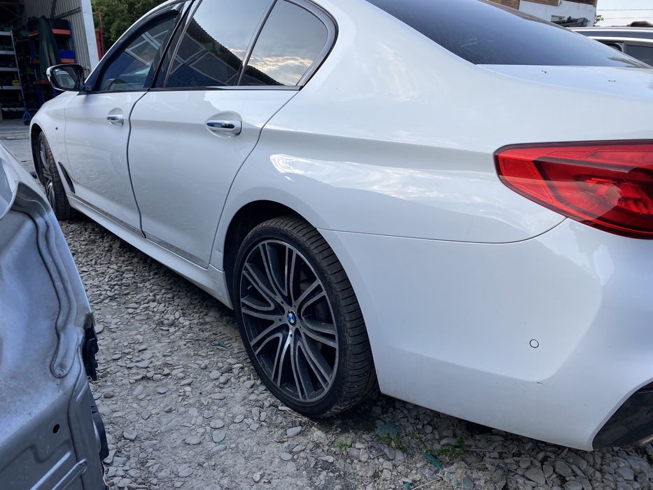 Fuzetă stânga spate BMW G30 2.0 XDrive
