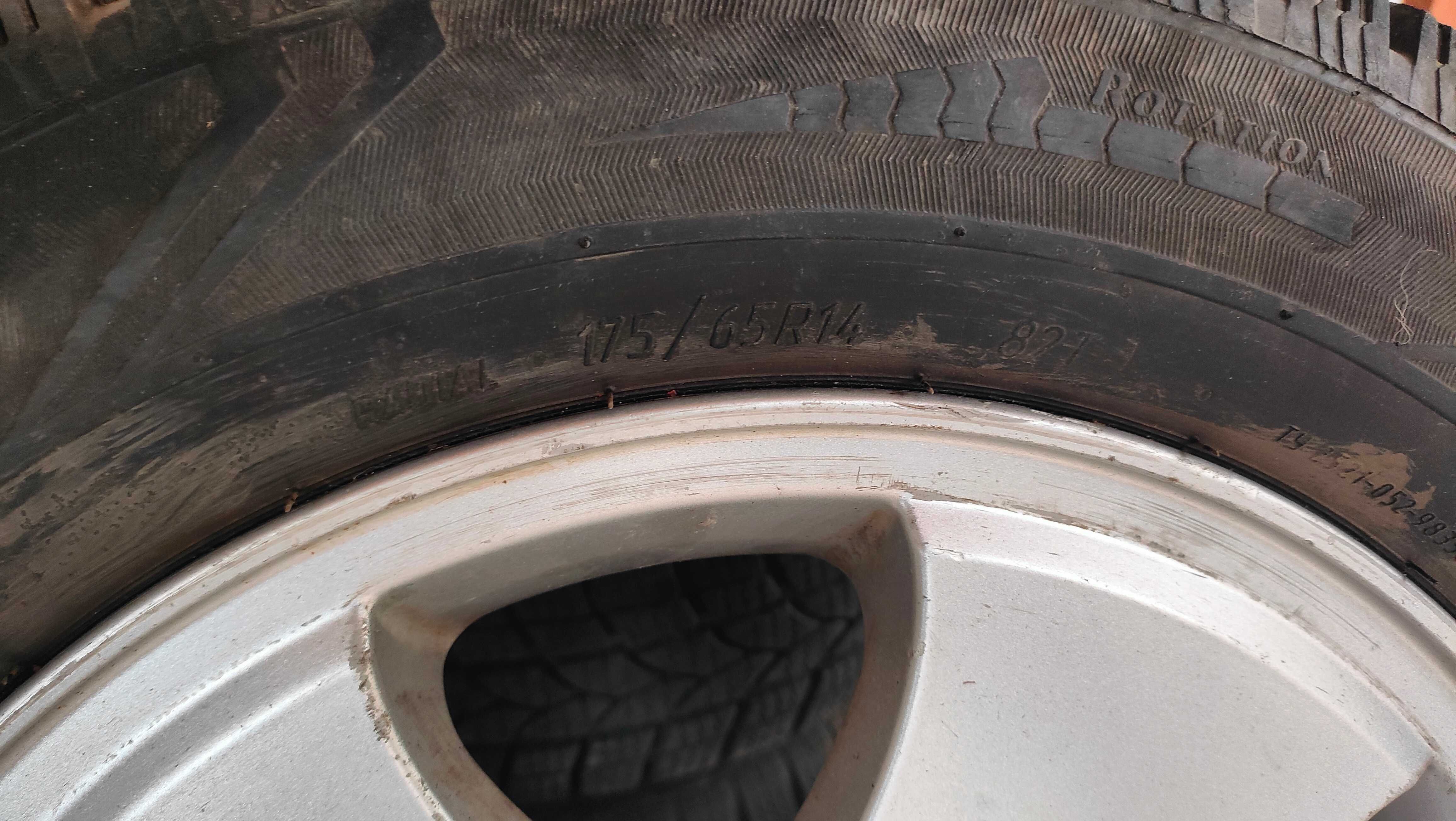 Roți de iarnă Ford 175/65 R14