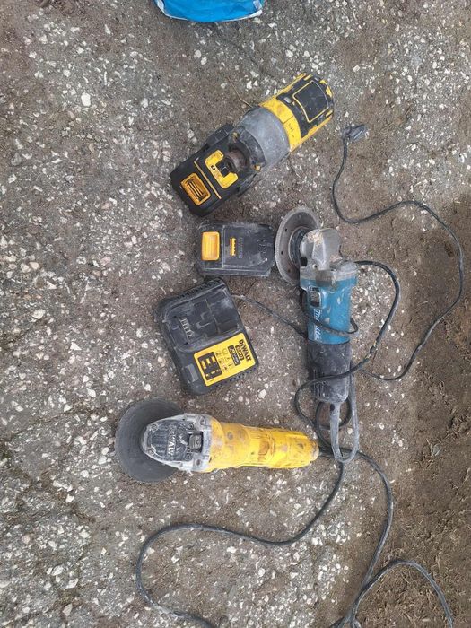 Машини Dewalt / Makita