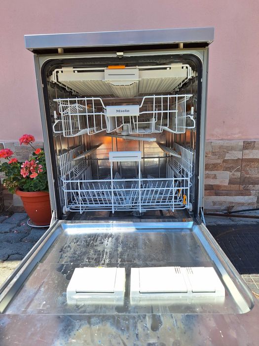 Miele G6730SC pentru piese