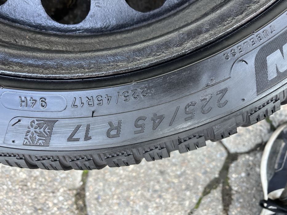 Jante 5x120mm, anvelope iarna 225/45 R17, BMW E46 E90 E91 E81 F20 F30