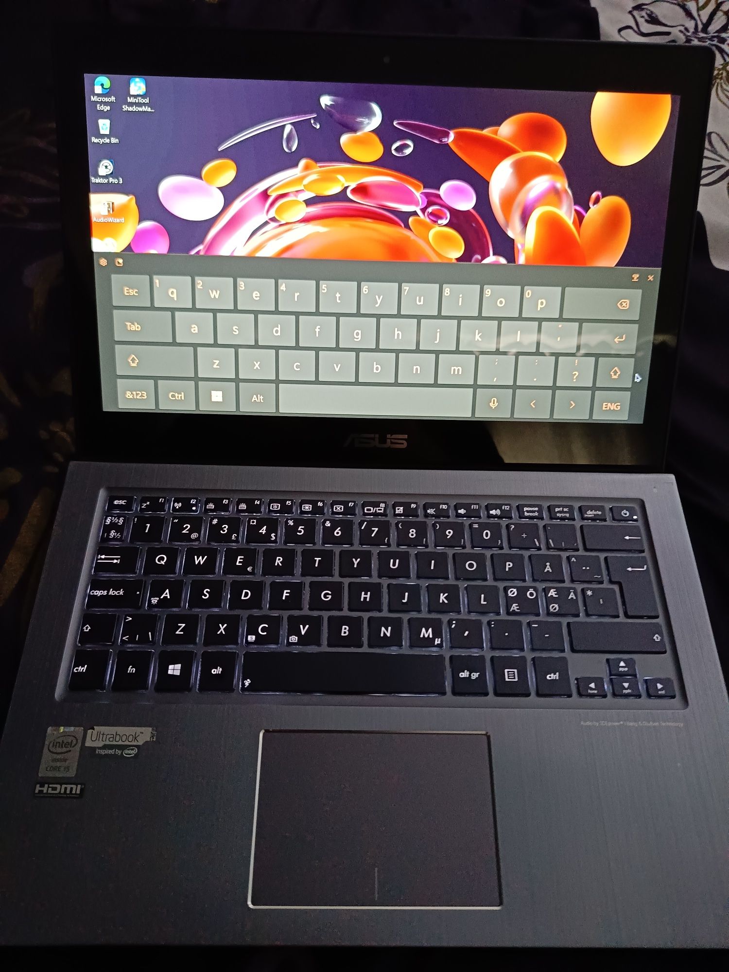 Asus Zeenbook UX302L I5, TouchScreen, 256Gb, 8Gb Ram