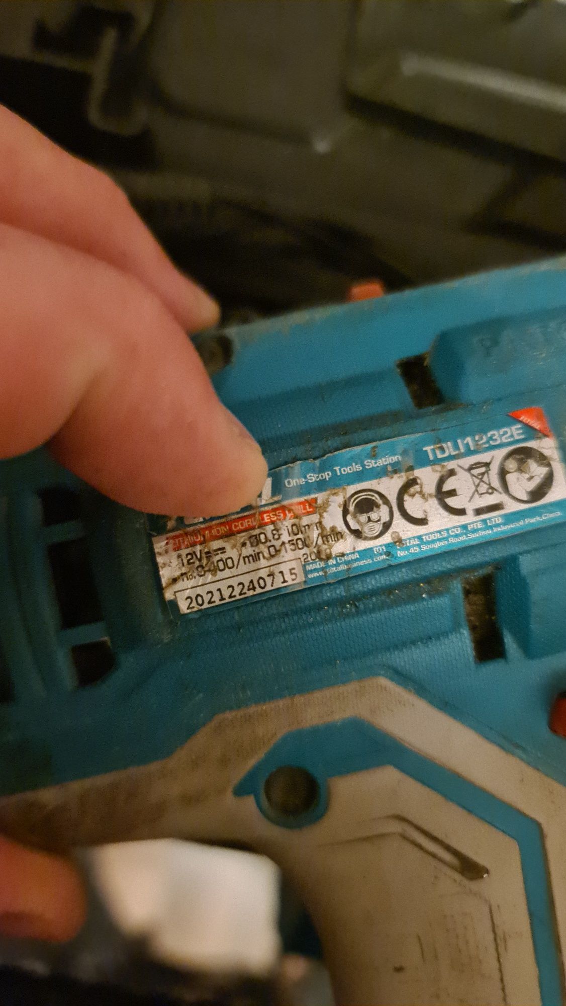 Акумулаторен винтоверт TOTAL, 12 V, 1 x 1.5 Ah, 20 Nm
