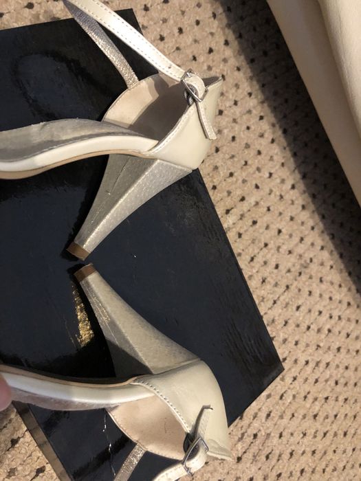 Vand sandale elegante marimea 37 Hotstepper