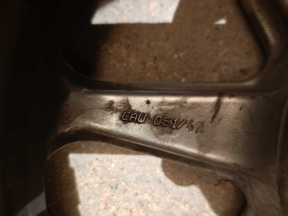 Продавам зимни гуми с джанти  4Х108/16 за Citroen C4/ Peugeot