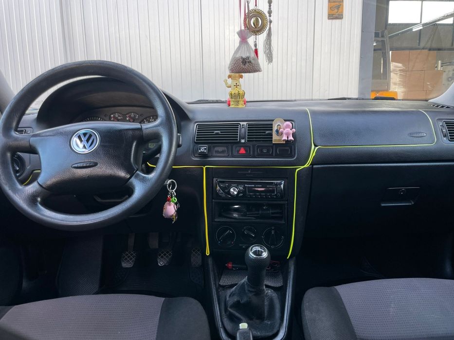 Vând golf 4 1.6 16V benzina +GPL
