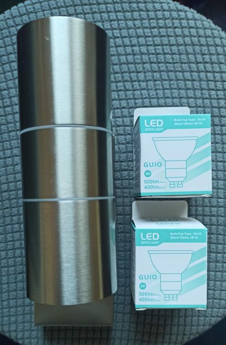 Lampă de perete din inox