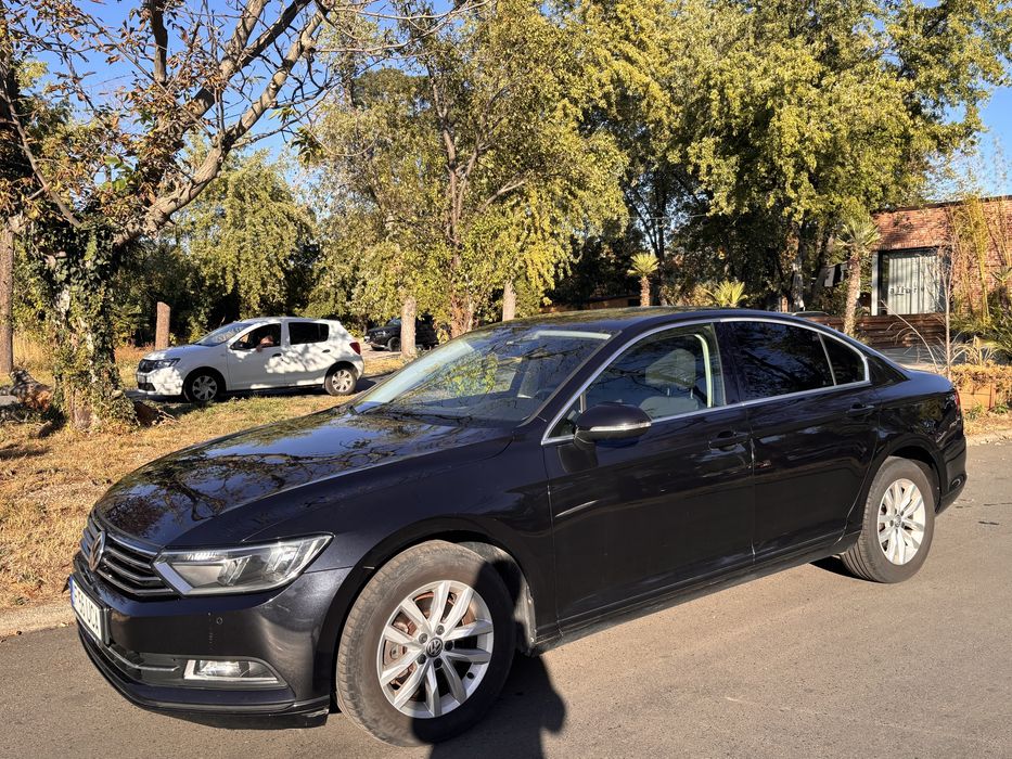 VW Passat B8 2.0 TDI 150 Cp Pilot automat adaptiv 2017