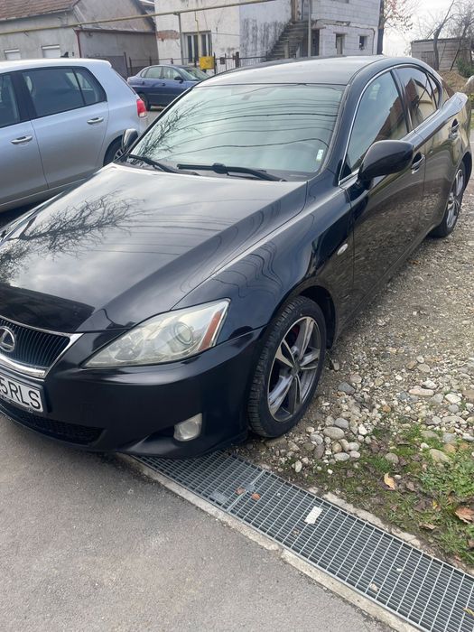 Vand Lexus is220d 2600€