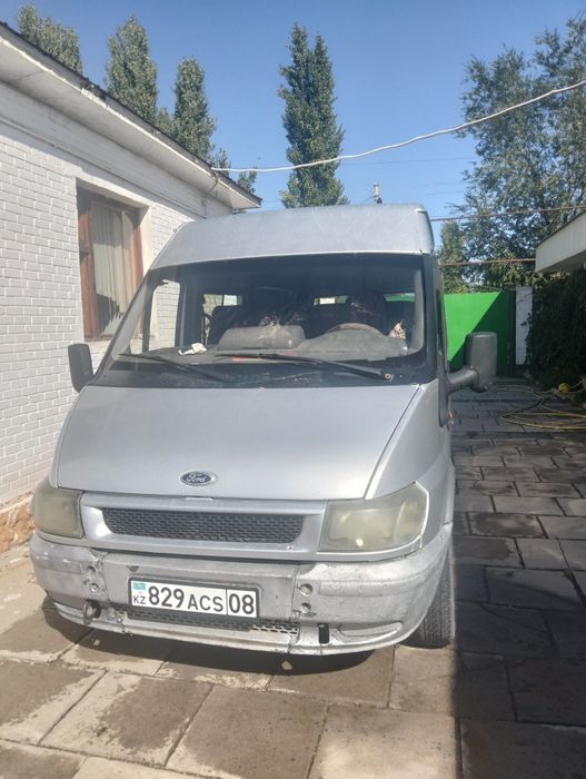 Форд. Транзит на ходу