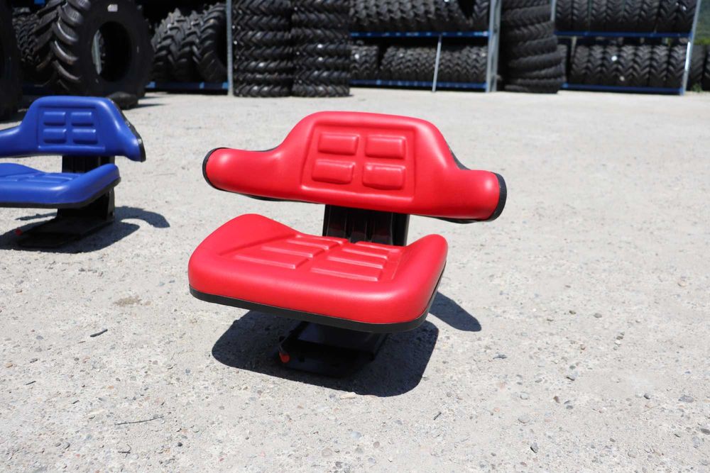 Scaun Tractor U445 Nou cu triplu reglaj si Amortizor Garantie AgroMir