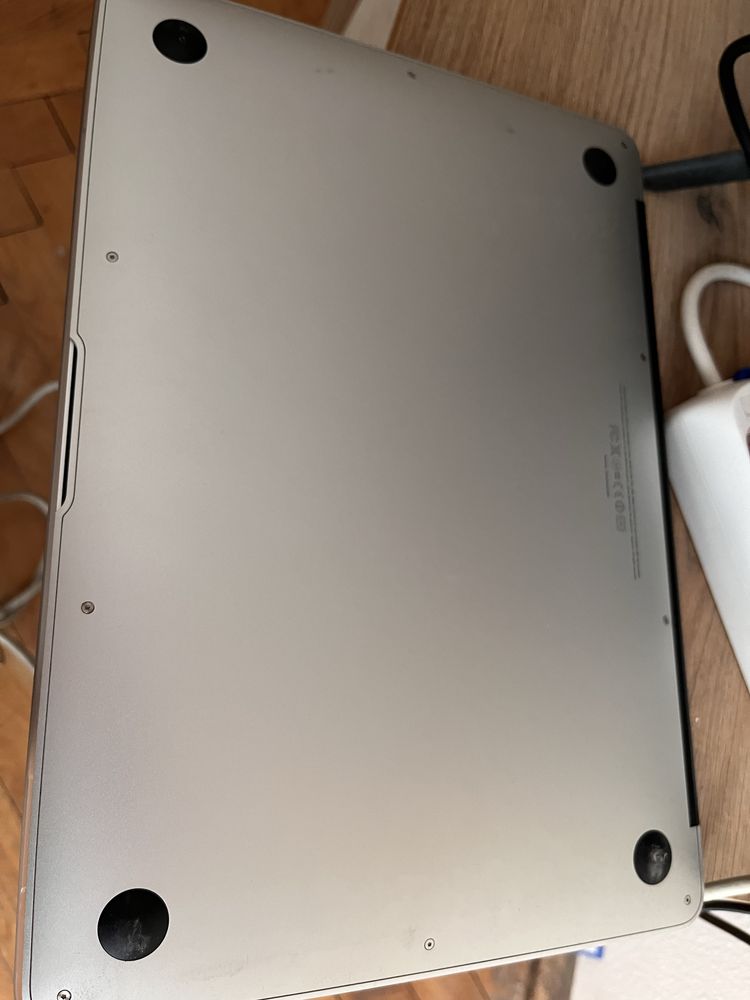 Macbook Air за части