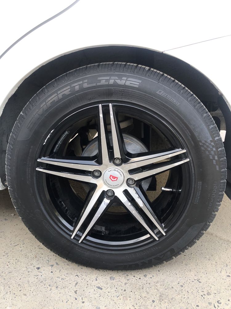 Vossen saka diska R15 sotiladi