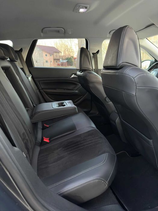 Peugeot 308, 2.0BlueHdi, Automat, Piele, Full LED - Proprietar
