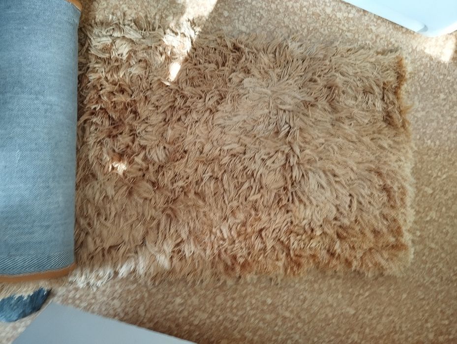 Продаю 2 коврика  травка.