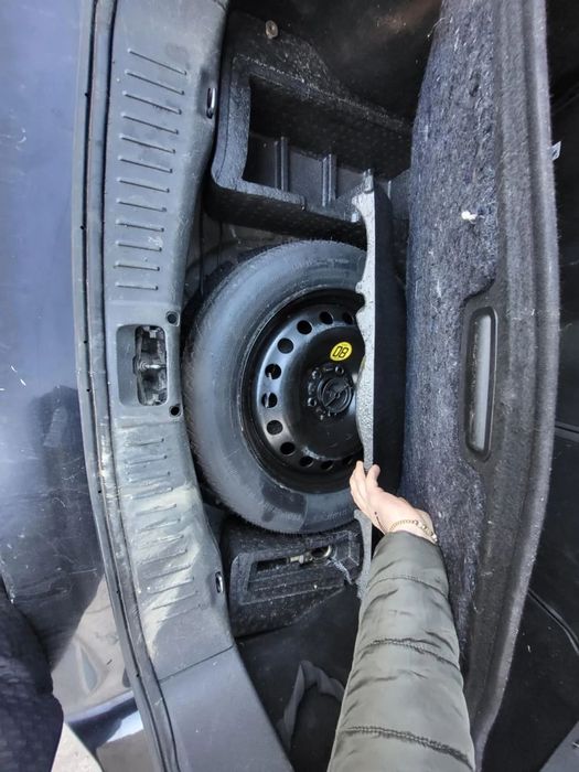 Bara fata/ Capota /Aripa/Far Ford Kuga 2010 2.0 TDCI