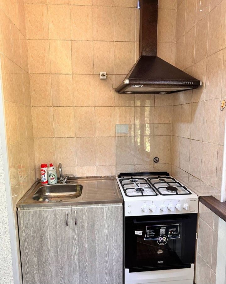 Arenda Yunusobod 8 kv 3 xona Oilaga beriladi