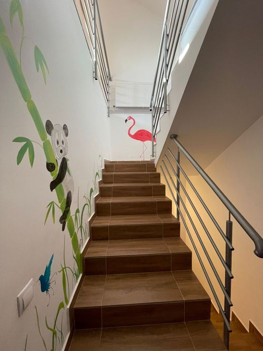 Închiriez casa 4 camere