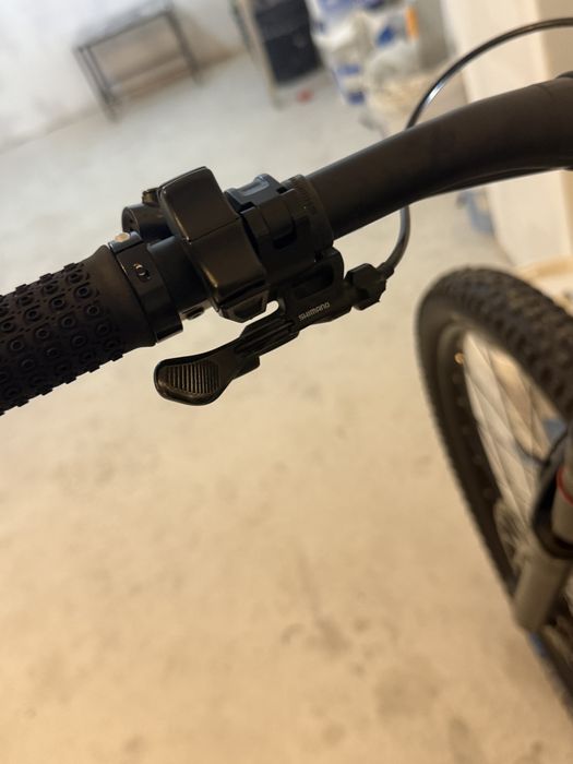 Vand bicicleta full suspension electrica