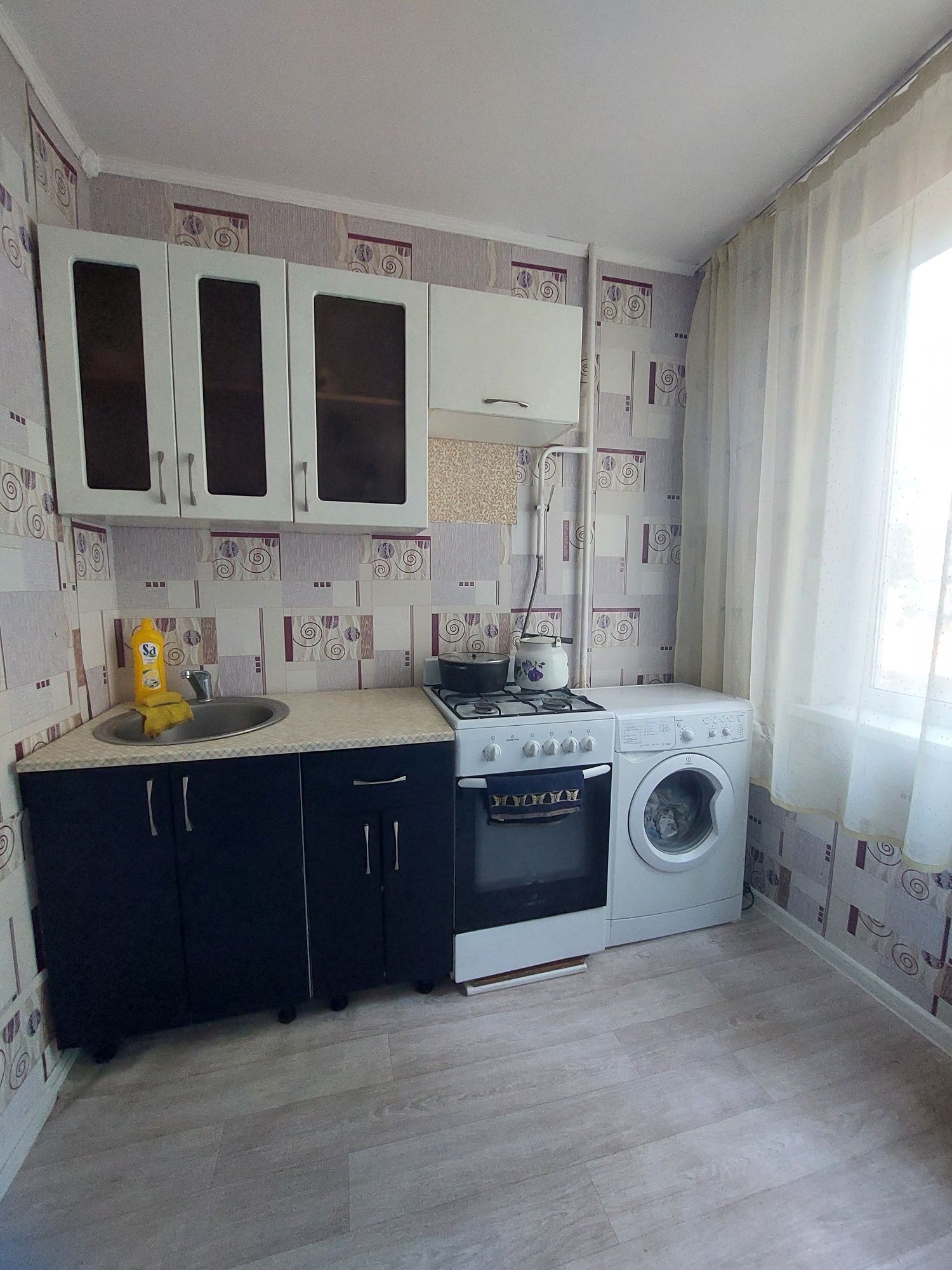 Универмаг 1кв,2кв Сағатқа,түнге, күнге, .WIFI, Smart TV. Сити