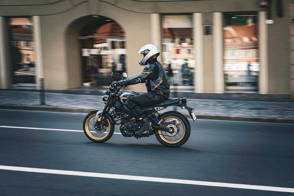 Yamaha XSR125 2024