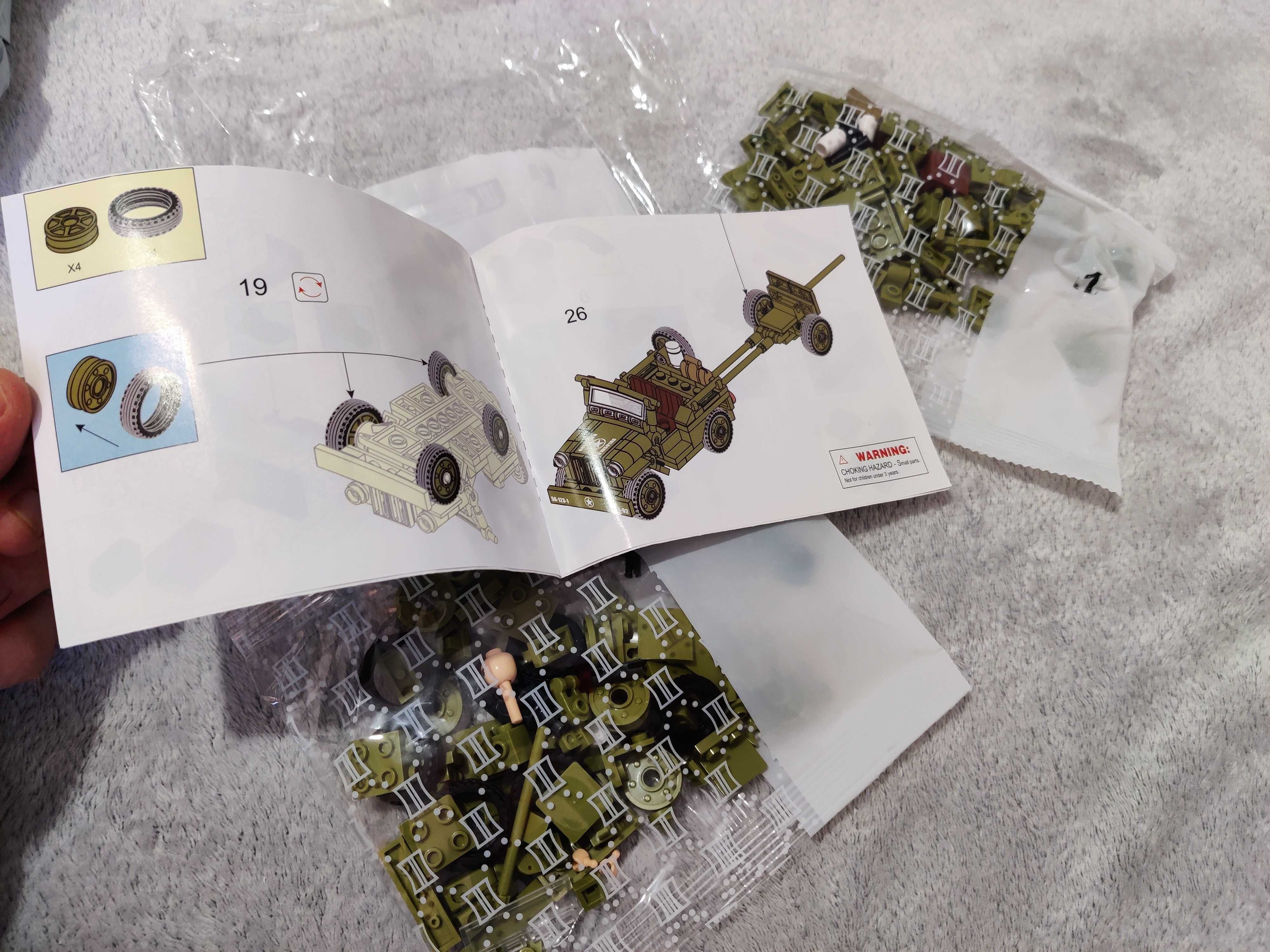 Joc constructii cu piese compatibil Lego Army car 143 piese 1 figurina