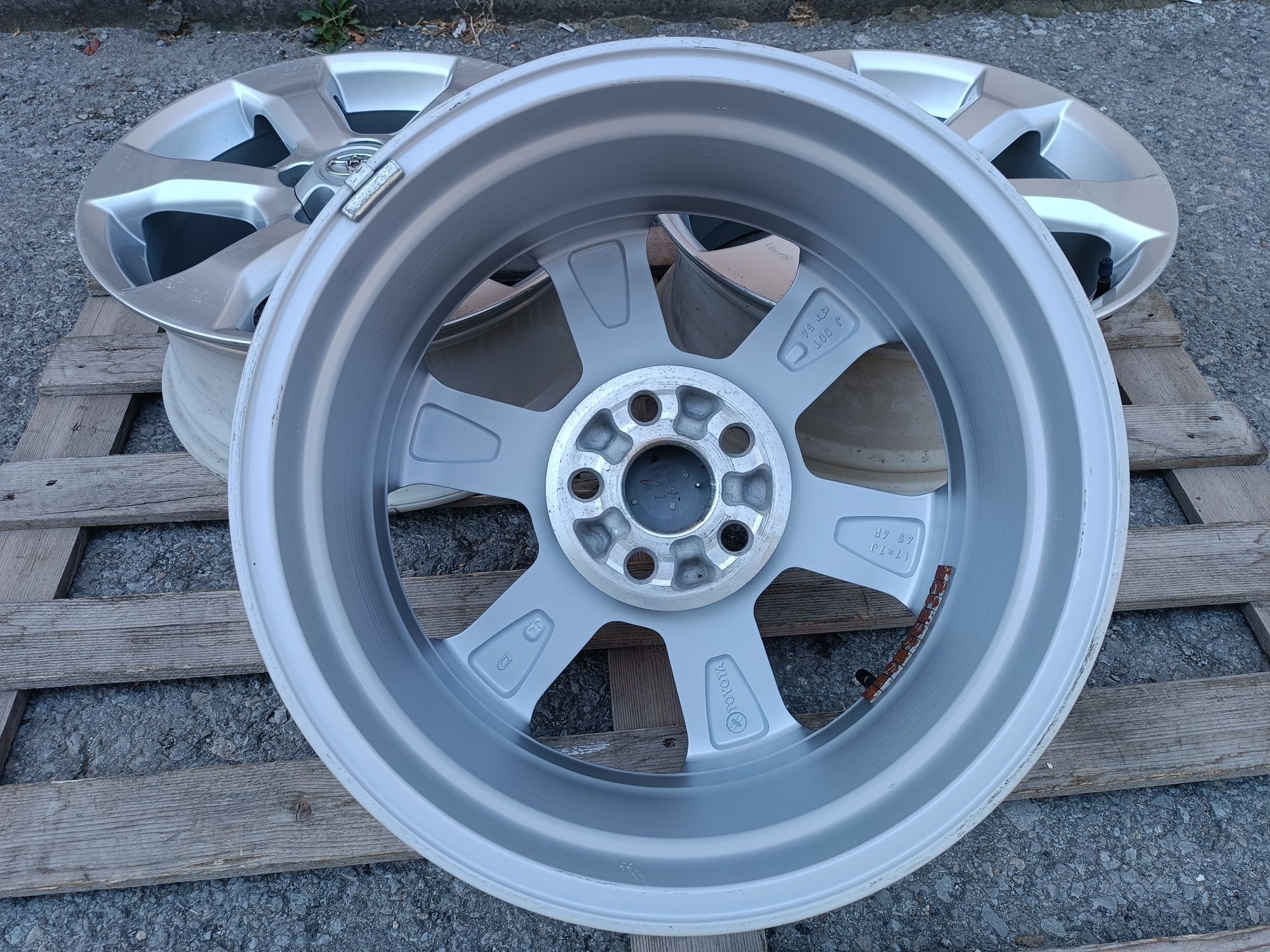 3бр лети джанти 17ки 5х114.3 Toyota