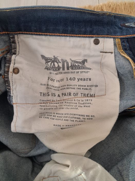 Blugi levis marimea m 32