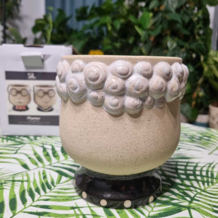 Ghiveci ceramic nou, model deosebit cu ochelari și papion