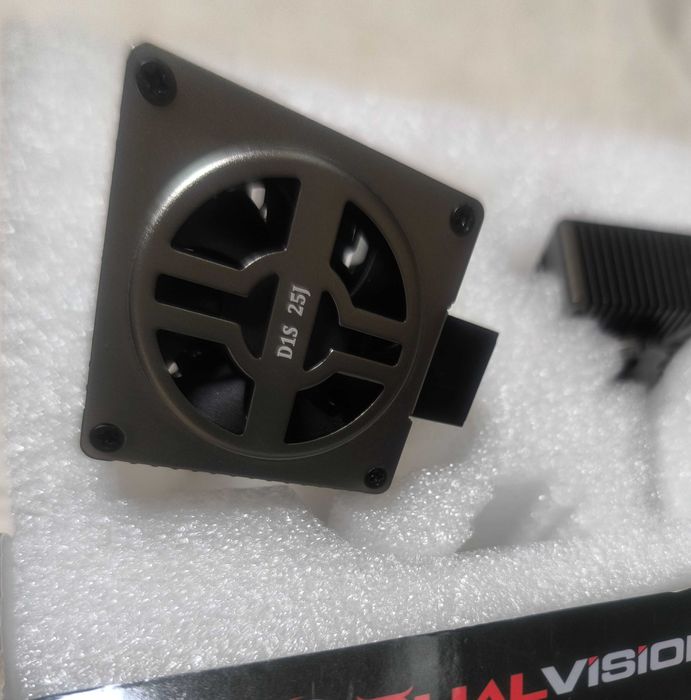 LED крушки за кола D1S/R