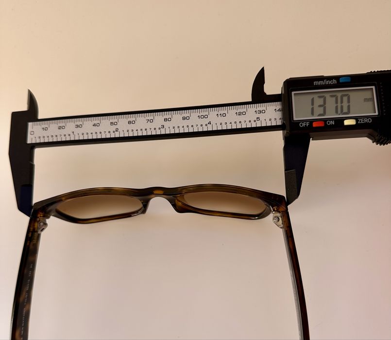 Ray Ban RB2132 Wayfarer