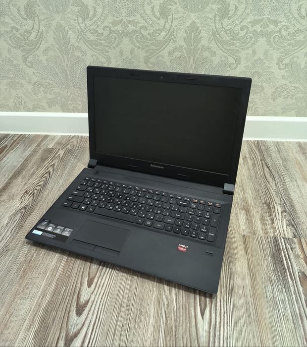 Мощный игровой ноутбук Lenovo/Core i3/2 видеокарты/SSD+HDD/ОЗУ 8 гигов