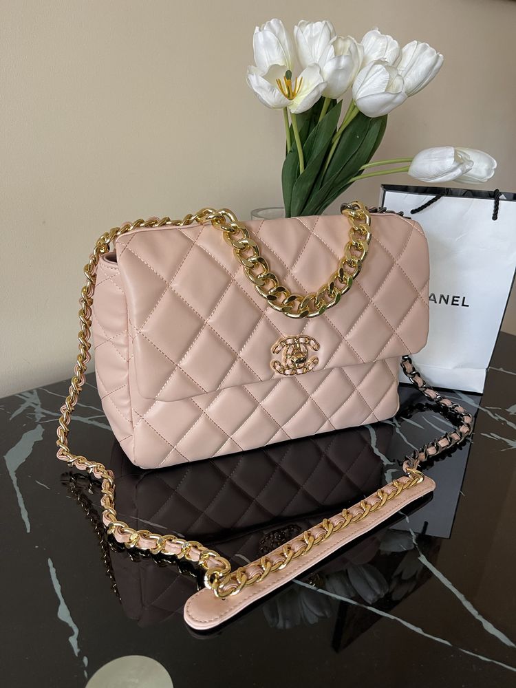 Дамска чанта Chanel 19 Large Flap Bag пудра