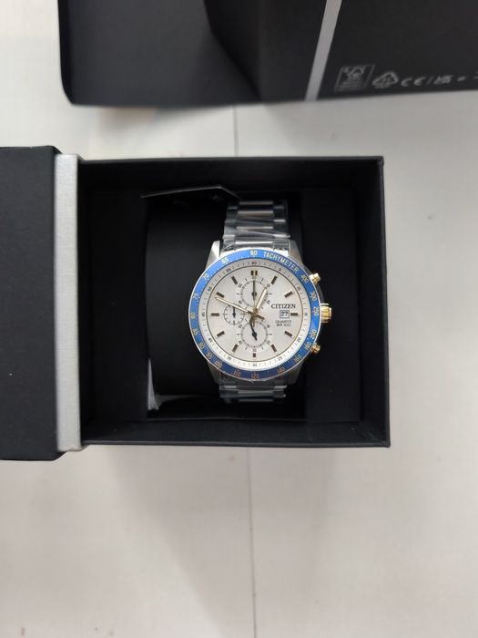 Часовник Citizen чисто нов с гаранция
