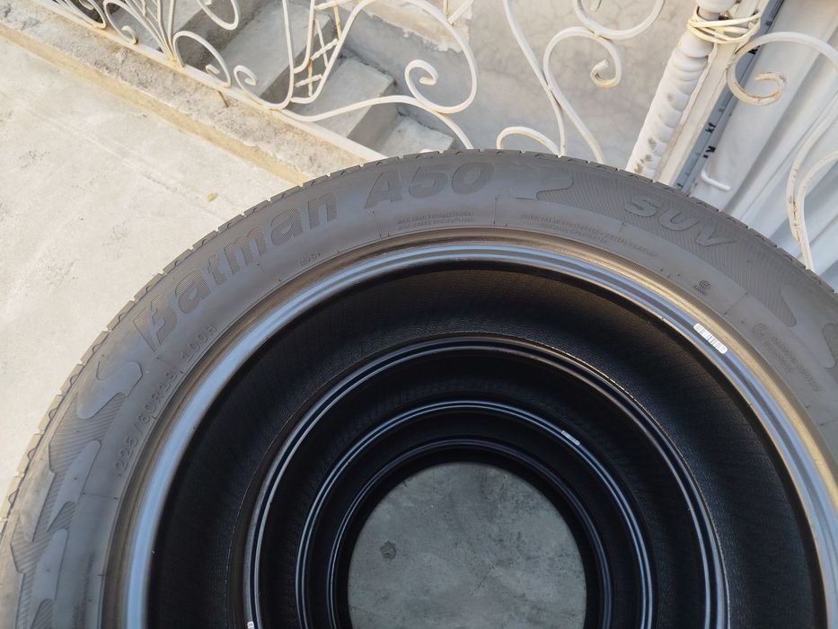 225 60 R18 Shina Atlas