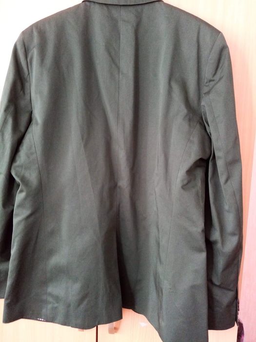 Чисто ново ново сако