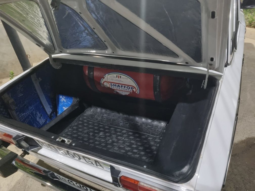 Vaz 2106 gaz dok yoq