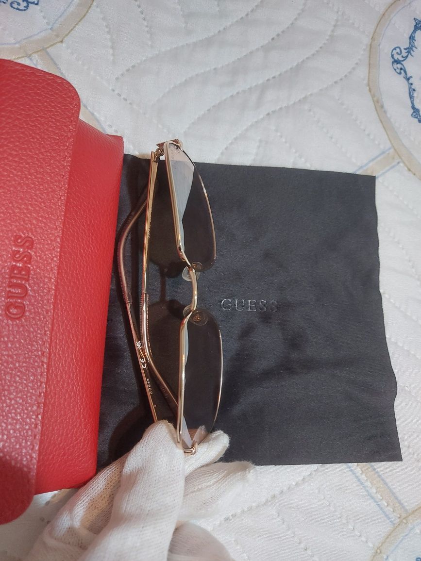 Слънчеви очила Guess