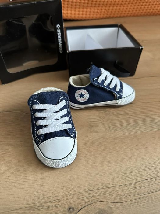Бебешки обувки Converse и Колев и колев
