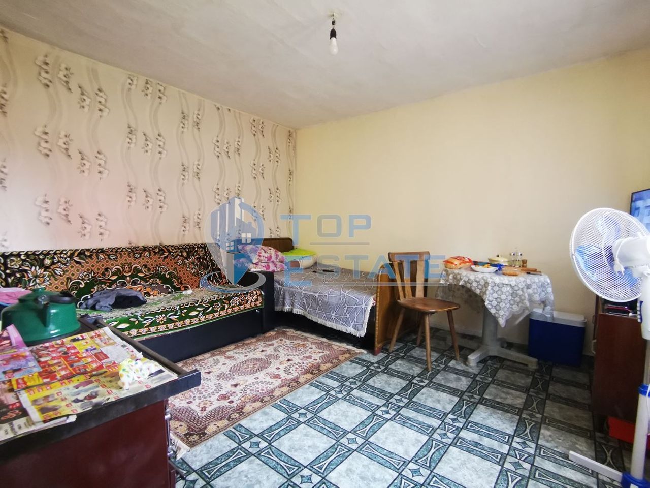 Продава се Къща в Дебелец - 90 кв.м за 1000 €/кв.м - Снимка #1