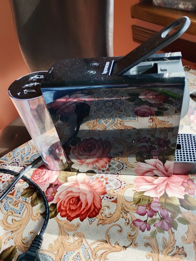 Кафемашина с капсули NESPRESSO ESSENZA 19.00 bar, 600.00 ml,