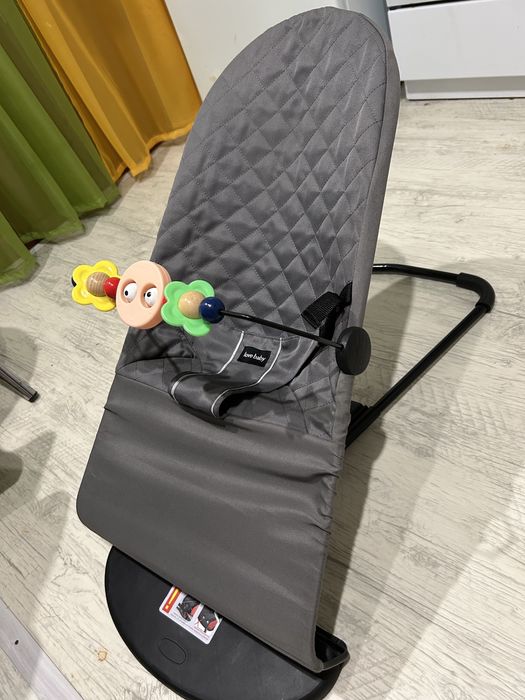 Шезлонг для новорожденных