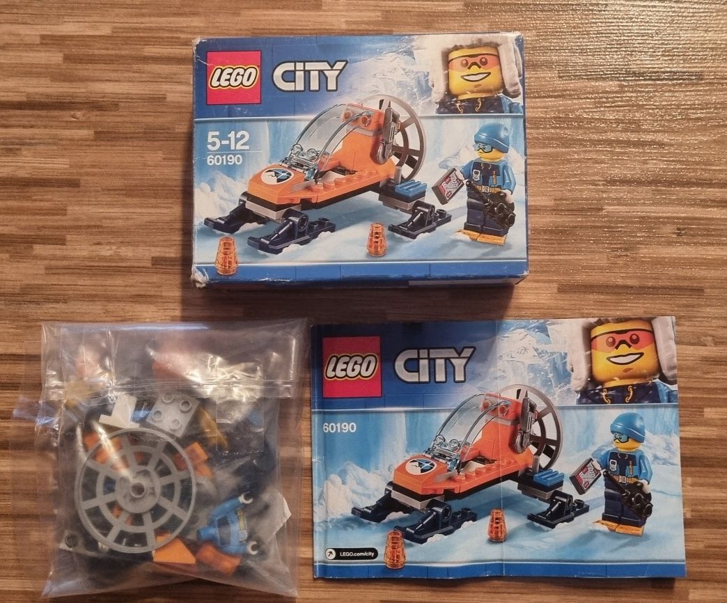 LEGO City Planor arctic pe gheata 60190

 4.44 (9 review-uri)