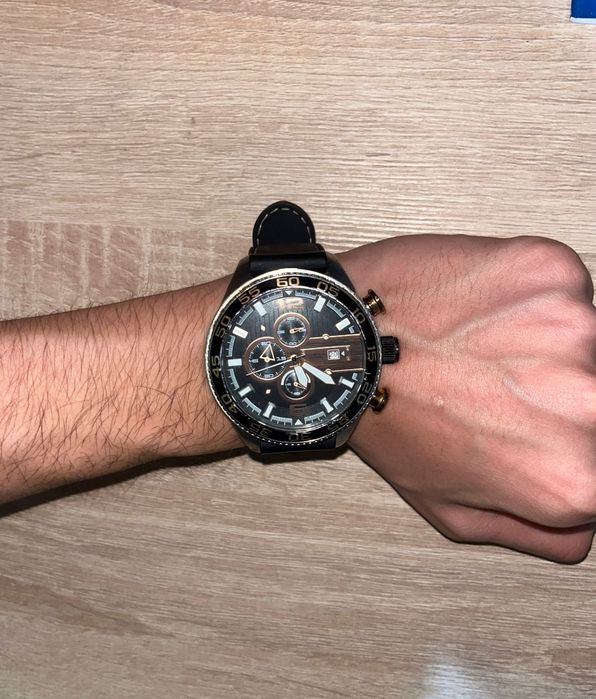 Vând ceas fossil 10 ATM