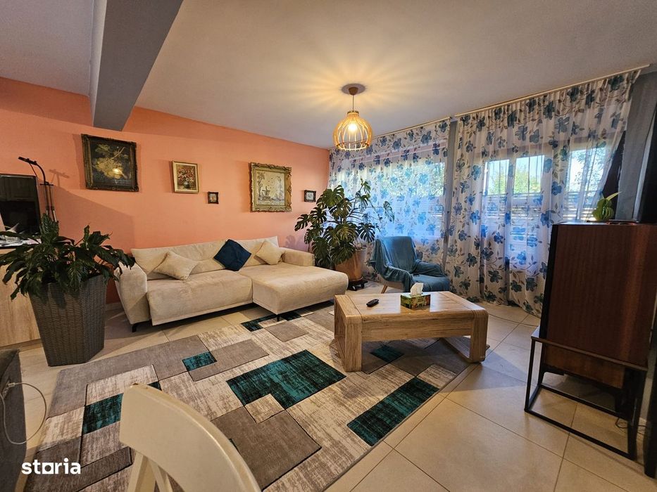 Oportunitate! Duplex elegant, aproape de oraș, cu grădină