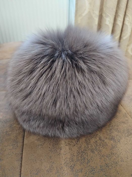 Caciula dama din blana de vulpe